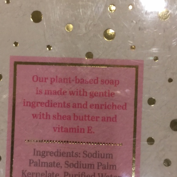 Mia & Co Christmas Holiday Scented Amber & Fir Luxury Soap Bar Set of Three NWT - Picture 9 of 16